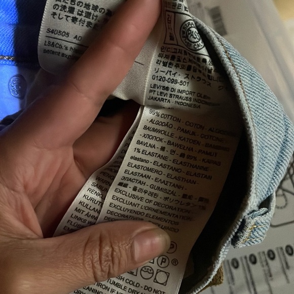 Levi's 501 Original Premium Sport Stripe Cropped Jeans - Picture 9 of 9